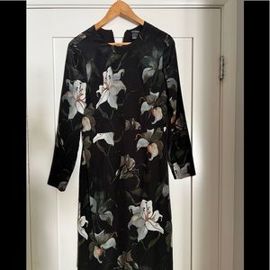 Silk dress. Club Monaco